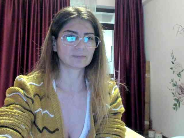 AngelNicolle AngelNicolle