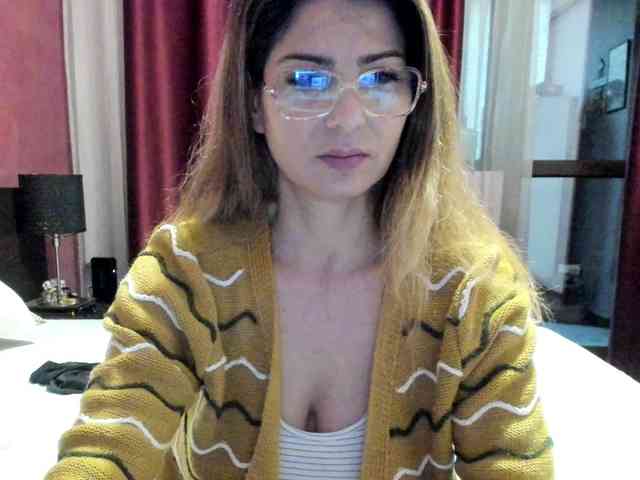 AngelNicolle AngelNicolle