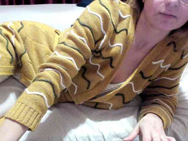 AngelNicolle AngelNicolle