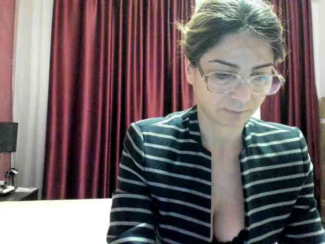 AngelNicolle AngelNicolle