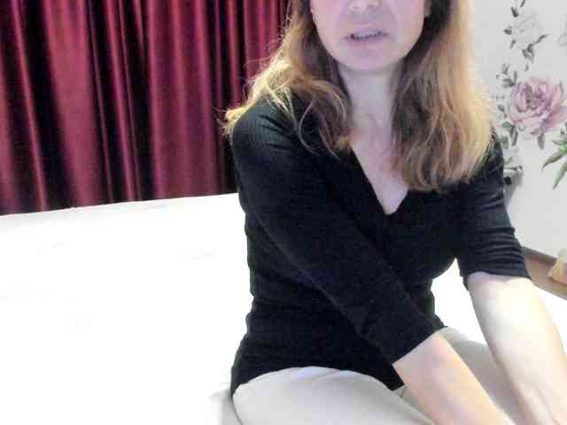 AngelNicolle AngelNicolle