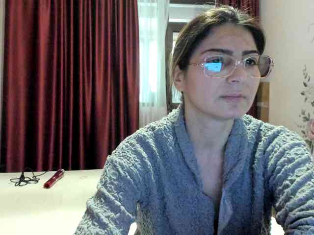 AngelNicolle AngelNicolle