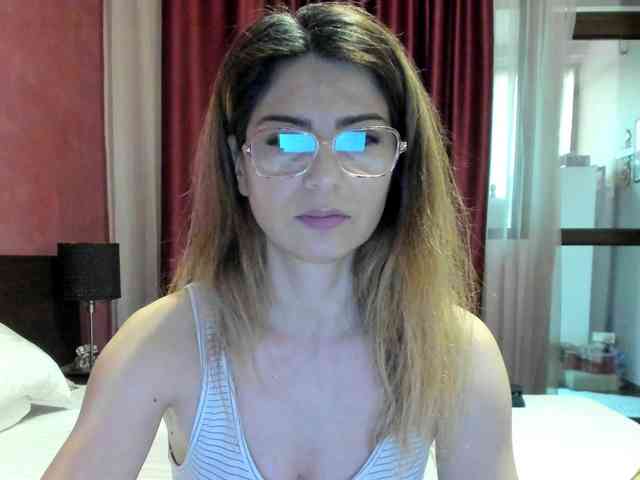 AngelNicolle AngelNicolle