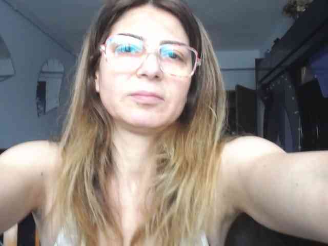 AngelNicolle AngelNicolle