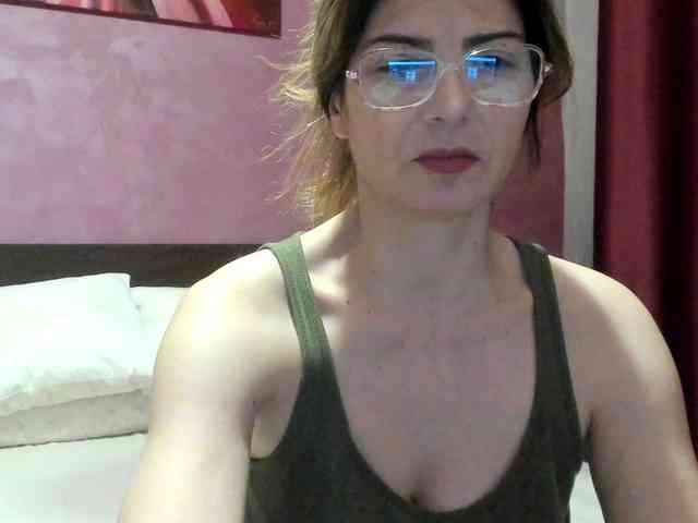 AngelNicolle AngelNicolle