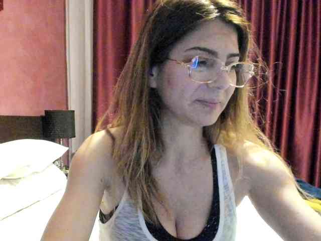 AngelNicolle AngelNicolle