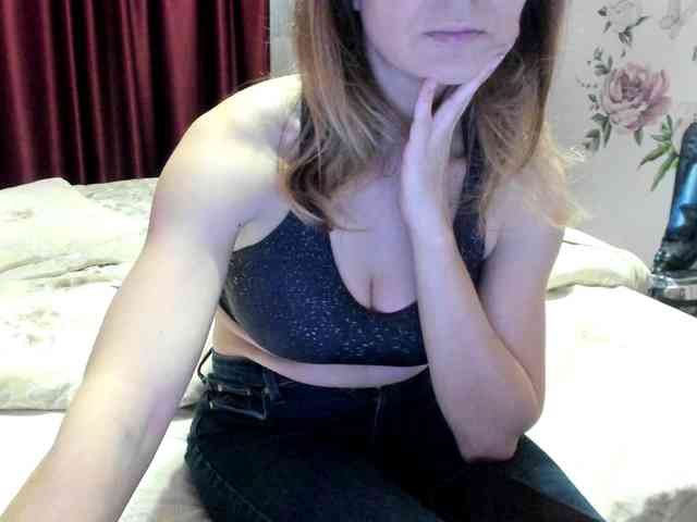 AngelNicolle AngelNicolle