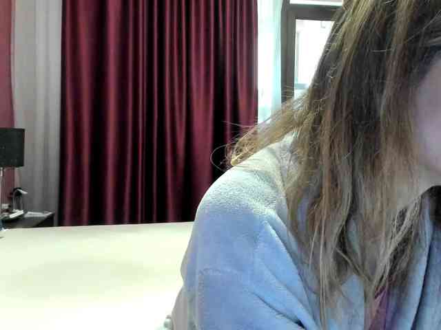 AngelNicolle AngelNicolle