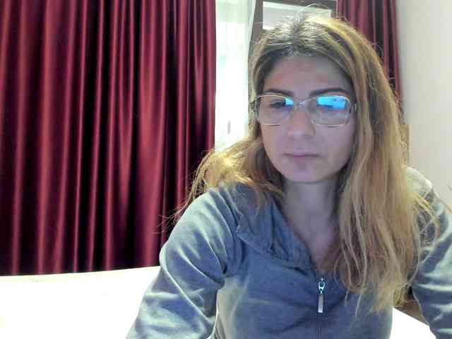 AngelNicolle AngelNicolle