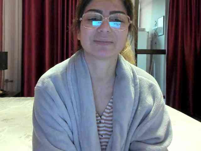 AngelNicolle AngelNicolle