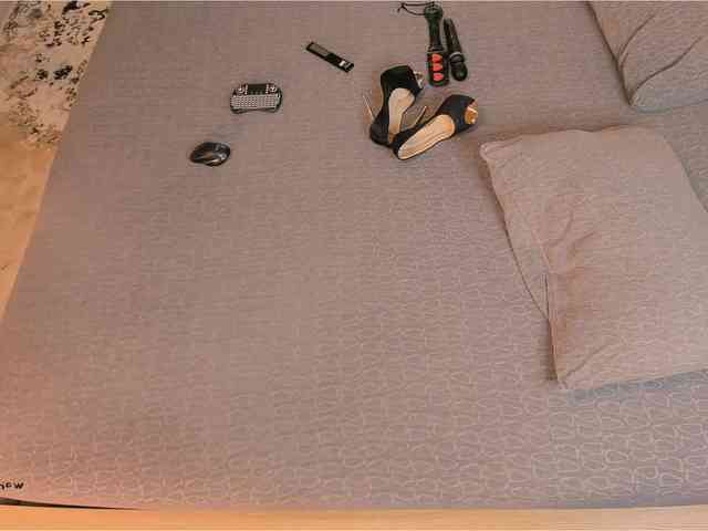 theanytimeshow webcam