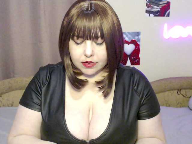 AnabetVampire's BongaCams show and profile