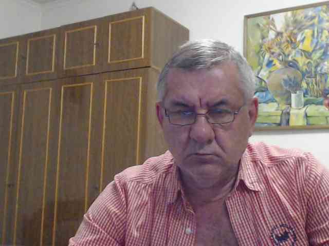 machomale3 Live Webcam on {site_name}