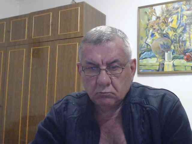 machomale3 Live Webcam on BongaCams