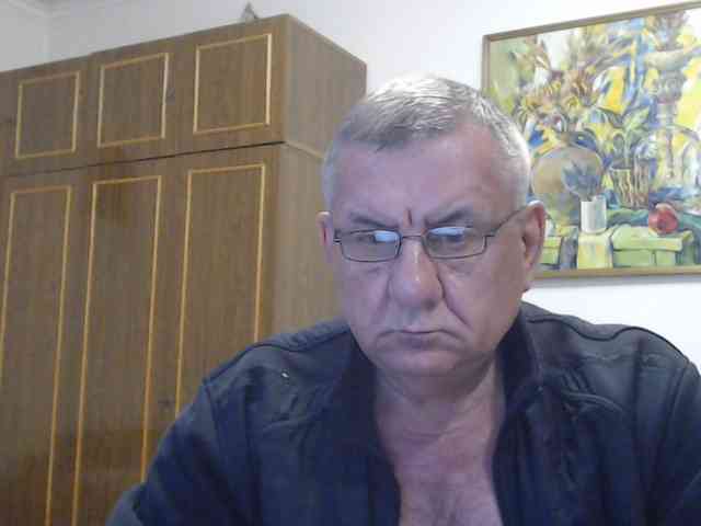 machomale3 Live Webcam on BongaCams