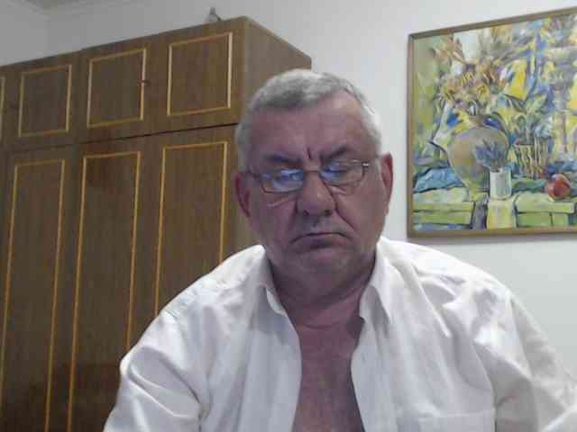 machomale3 Live Webcam on BongaCams