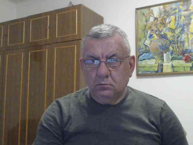 machomale3 Live Webcam on BongaCams