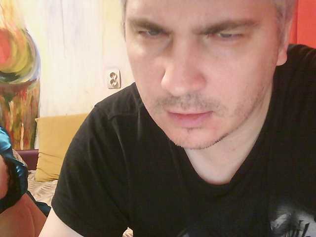 frediamond live show