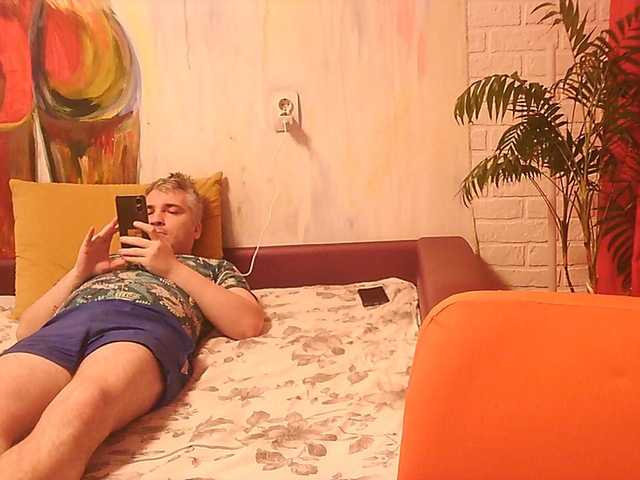 FreDiamond's BongaCams show and profile