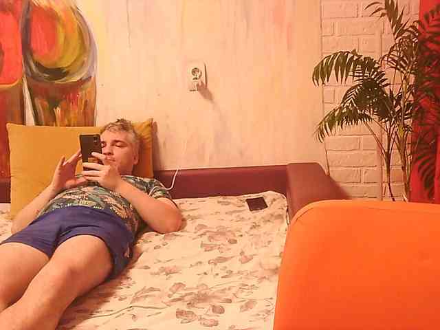 FreDiamond Live Webcam on BongaCams