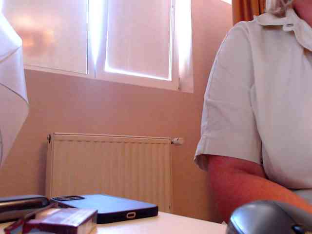 KorinnaHot Live Webcam on BongaCams