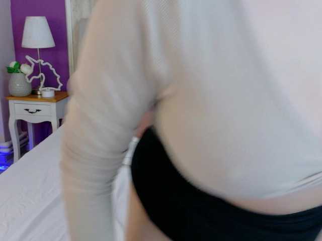 XKimoraX's BongaCams show and profile