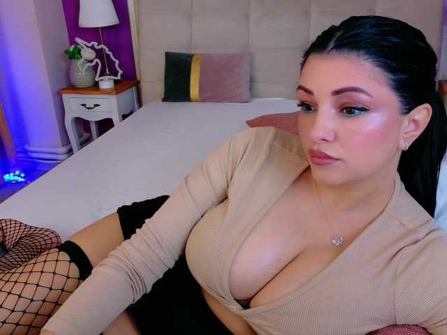 XKimoraX's BongaCams show and profile