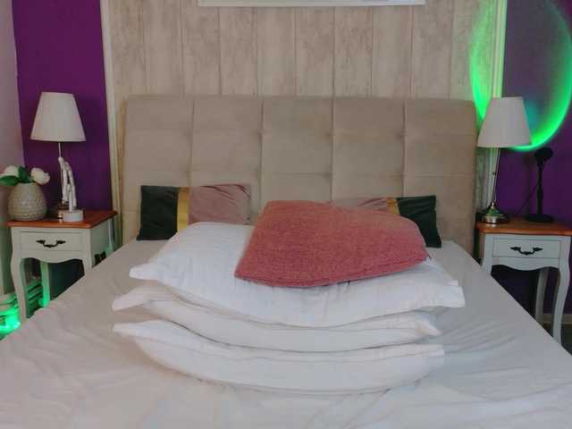 XKimoraX's BongaCams show and profile