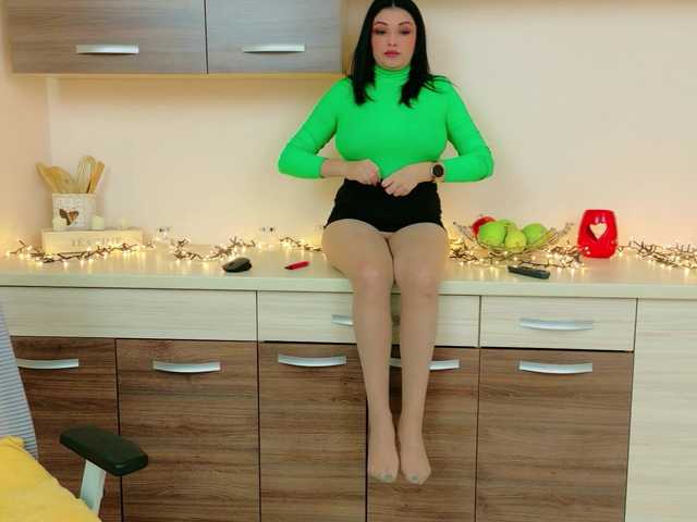 XKimoraX's BongaCams show and profile