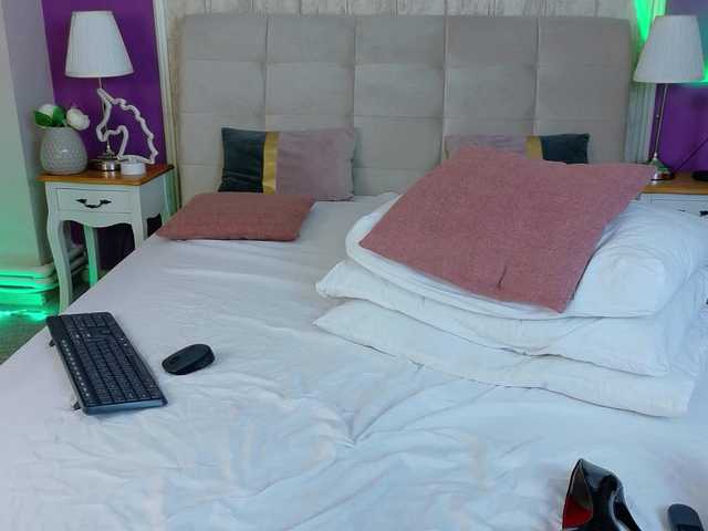 XKimoraX's BongaCams show and profile