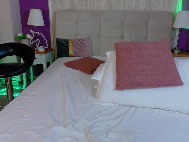 XKimoraX's BongaCams show and profile