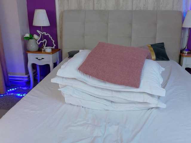 XKimoraX's BongaCams show and profile