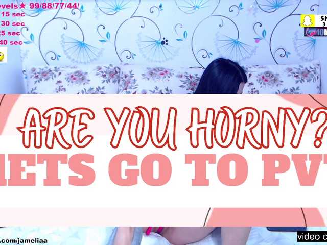 spicybrunnete live sex show