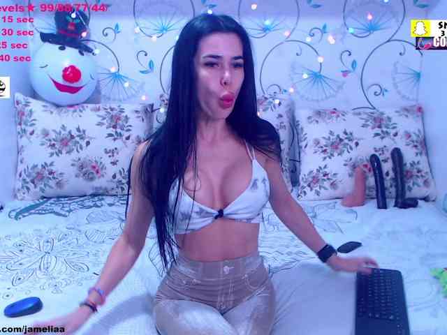 SpicyBrunnete SpicyBrunnete