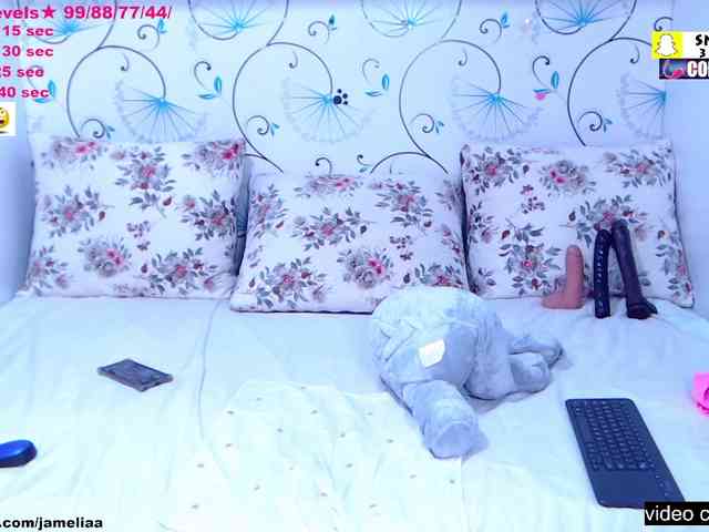 SpicyBrunnete SpicyBrunnete