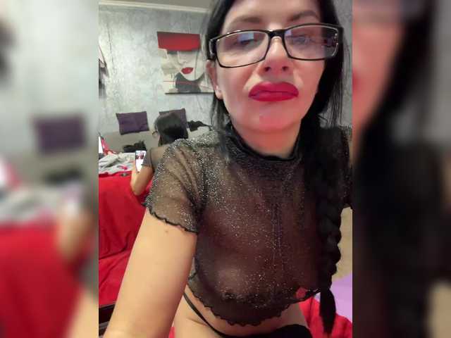 Masturbate to Afinakaroli83, she wants to masturbate for you Afinakaroli83 from BongaCams
