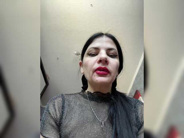 Afinakaroli83's BongaCams show and profile