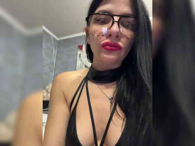 ALINABLACK webcam