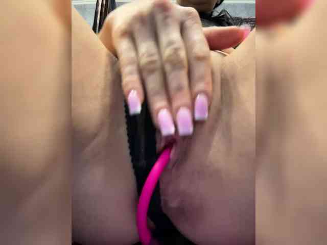 ALINABLACK webcam