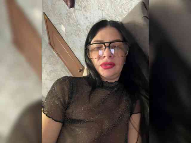 ALINABLACK webcam