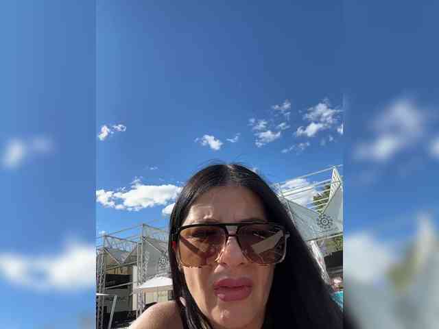 Afinakaroli83 Live Webcam on BongaCams Afinakaroli83 Live Webcam on BongaCams