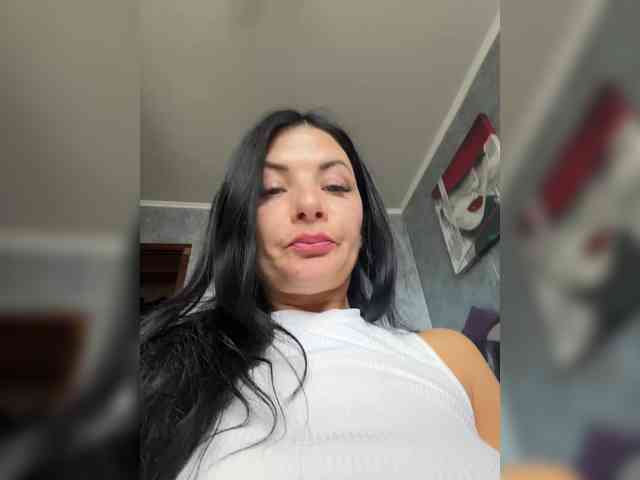 ALINABLACK webcam