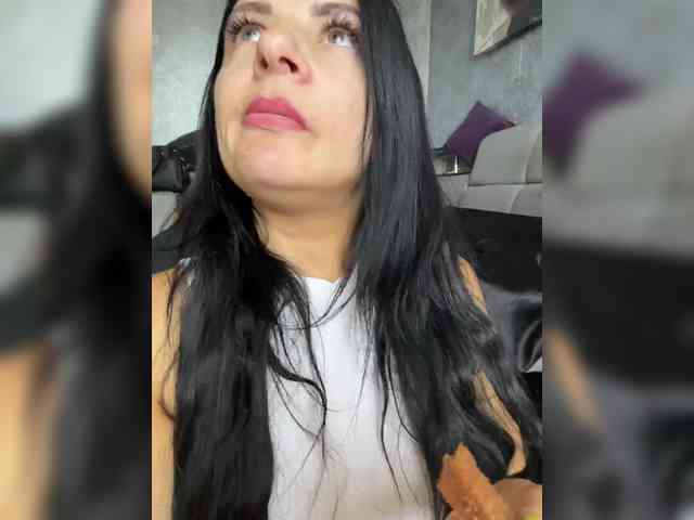 ALINABLACK webcam