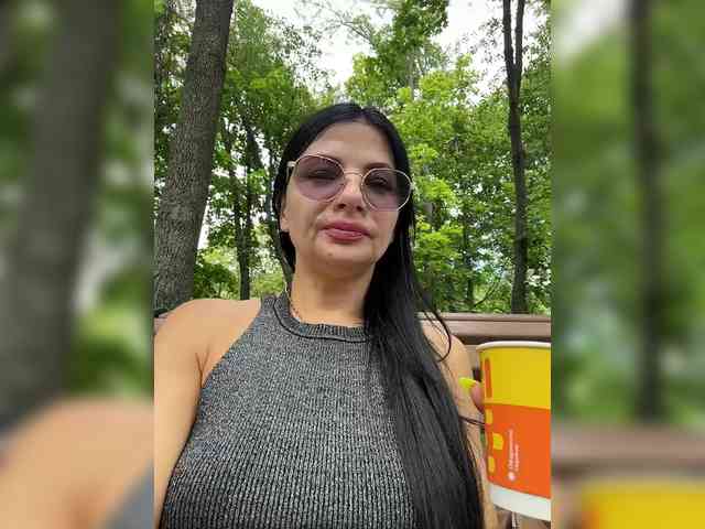 ALINABLACK webcam