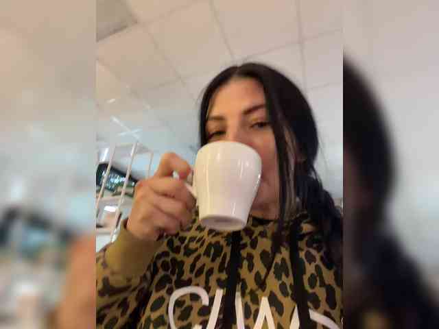 ALINABLACK webcam