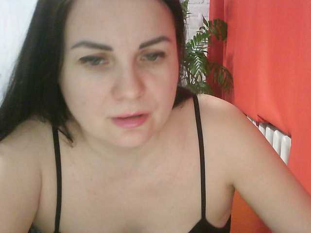 YesBabyYes's BongaCams show and profile