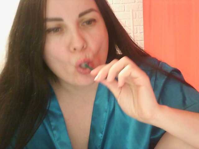 YesBabyYes's BongaCams show and profile