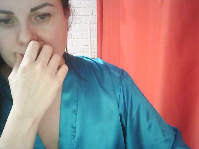 YesBabyYes's BongaCams show and profile