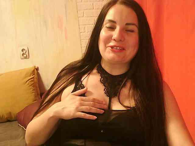 MistressSexologinia webcam
