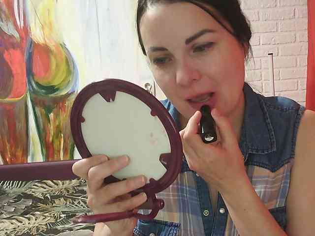 MistressSexologinia webcam